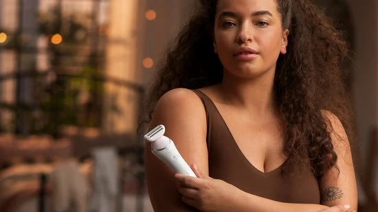 Philips series 8000 BRL176/00 - Ladyshave - Nat en droog Philips Series 8000 BRL176/00 - Ladyshave - Nat En Droog -Philips winkel 550x308 11