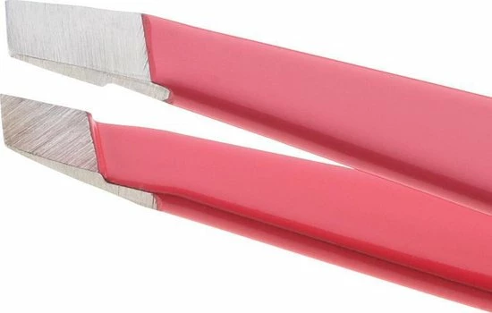 Tweezerman Studio Line Slant Tweezer Geranium Tweezerman Studio Line Slant Tweezer Geranium -Philips winkel 550x350 2