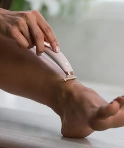 Flawless Nu Razor ? Pijnloos Scheren ? Shaper ? Oplaadbaar Via USB ? Scheerapparaat - Scheren 3 Flawless Nu Razor ? Pijnloos Scheren ? Shaper ? Oplaadbaar Via USB ? Scheerapparaat - Scheren -Philips winkel 550x366 57