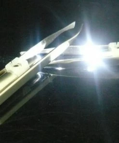 Coolsable Beauty Tools 2 STUKS LED Lamp Wenkbrauw Pincet Trimmer I Epileren I Verlichte RVS Tweezer Pincet I Met 3 Batterijen Extra 8 Coolsable Beauty Tools 2 STUKS LED Lamp Wenkbrauw Pincet Trimmer I Epileren I Verlichte RVS Tweezer Pincet I Met 3 Batterijen Extra -Philips winkel 550x386 12