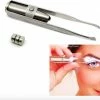 Merkloos RVS Pincet Met LED Verlichting - Inclusief Batterijen! - Verlichte Epilator Voor Wenkbrauwen En Gezicht - Gemakkelijk Epileren Met Felle Lamp - Trimmer Om Gezichtshaar Te Verwijderen - Roestvrijstaal