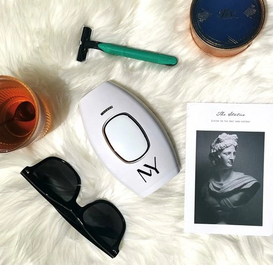 IPL Ontharingsapparaat - Lichtontharing - Hair Removal - Haar Verwijderaar - Ontharingslaser - |Epilator - 300.000 flitsen | RTL Lekker in je vel Perfect Skin IPL Ontharingsapparaat - Lichtontharing - Hair Removal - Haar Verwijderaar - Ontharingslaser - |Epilator - 300.000 Flitsen | RTL Lekker In Je Vel -Philips winkel 550x534 8