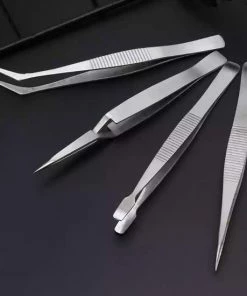 LOUZIR 4 Stuks Pincetten + Etui - Epileerpince - Wimperpincet - Tweezer, Epileer Pincet - Roestvrij Staal- Eyelash Tweezer Set -Pincet Splinter- Keukenpincet