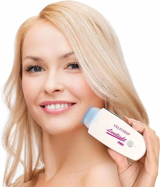 Pijnloos & Snel Ongewenste Haren Verwijderen! | Met LuxiGlide Technologie LuxiLight Pijnloos & Snel Ongewenste Haren Verwijderen! | Met LuxiGlide Technologie -Philips winkel 550x644 3